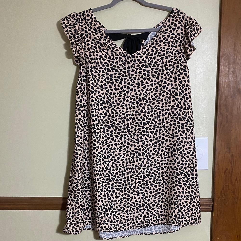 Ruffled Tie-Back Midi Dress in Cream and Black - Picture 4 of 4